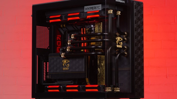Авторский проект в стиле Steampunk: эксклюзивная рабочая станция с отделкой натуральной кожей