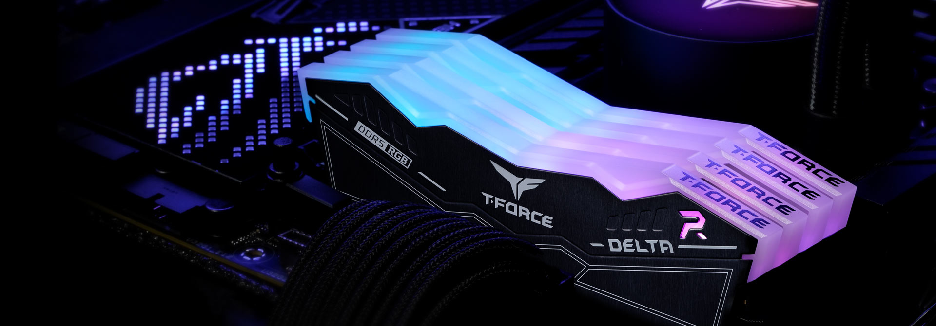 32GB TEAMGROUP T-Force Delta RGB Black [DDR5, 5600MHz, 2x16GB]