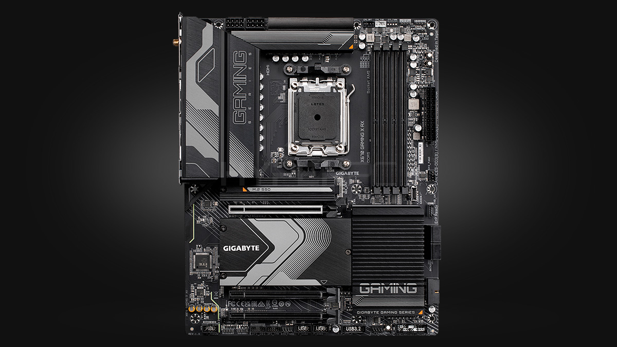 GIGABYTE X670 GAMING X