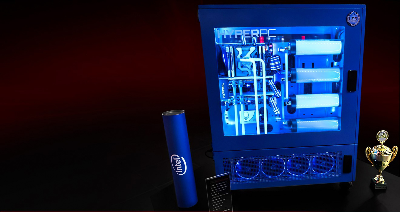 Компьютер Intel с выставки Игромир 2016