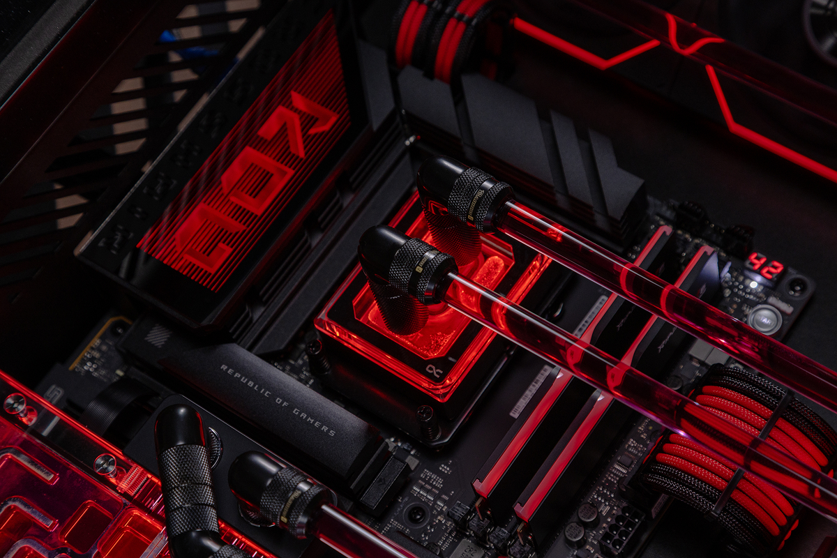 ASUS ROG CROSSHAIR X870E HERO и двойной контур охлаждения
