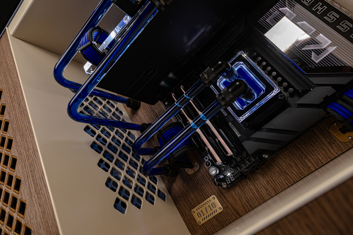 HYPERPC CONCEPT X — кастомная СЖО на два контура с EK-CryoFuel Blue