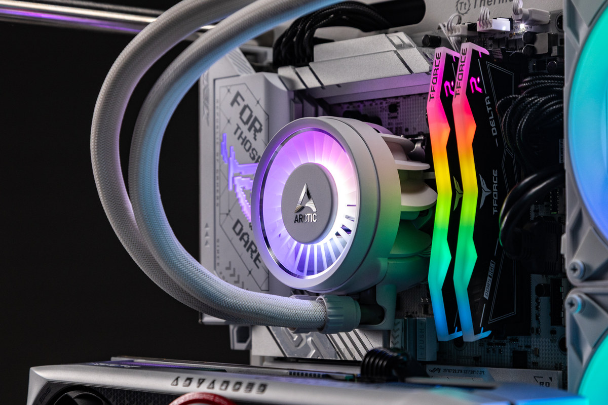 Замена платформы в Core P3 Snow Edition: переход с проблемного i9-14900K на Ryzen 7 9800X3D