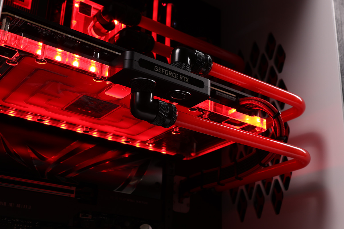 HYPERPC CONCEPT — детали корпуса с кастомными сетками и деревянными элементами