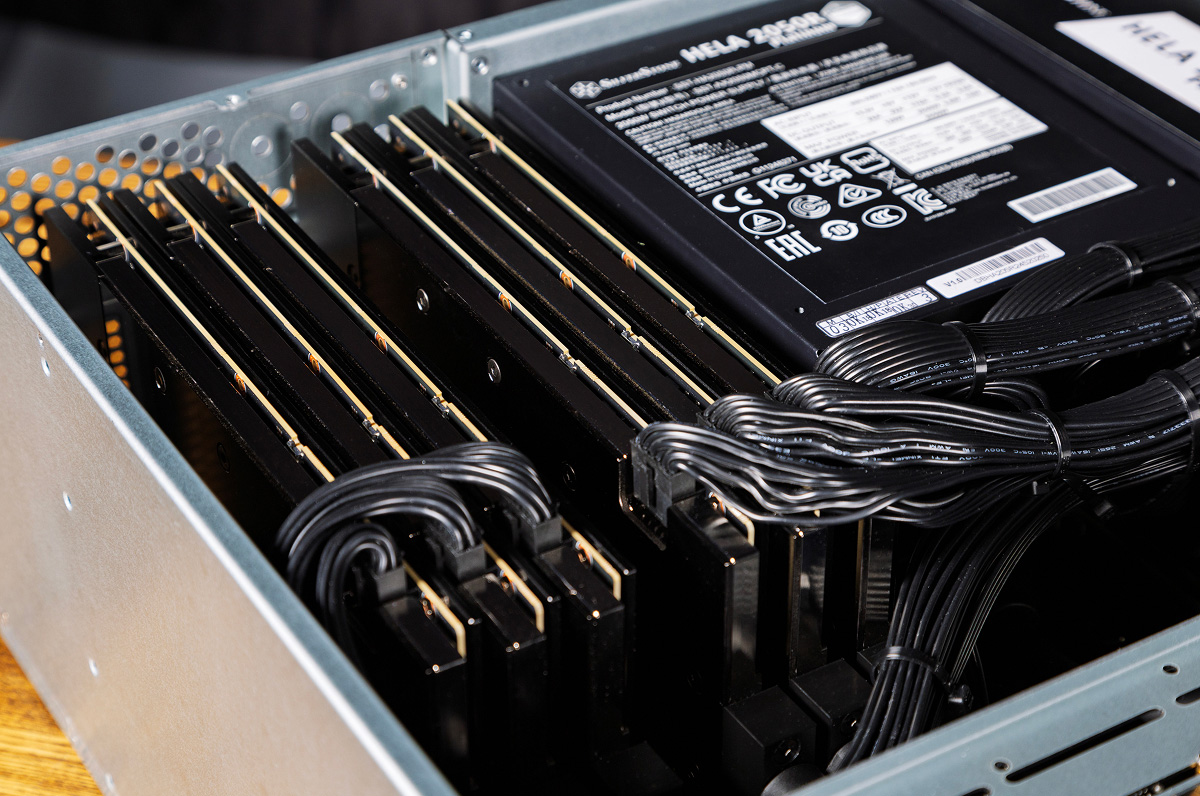 HYPERPC — вид тыловой части, интерфейсы подключений