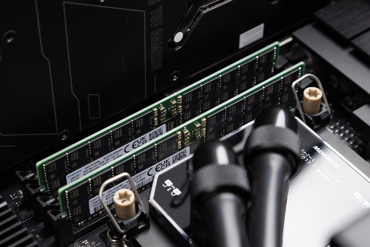 Кейс HYPERPC — процессор AMD Ryzen Threadripper PRO 7965WX