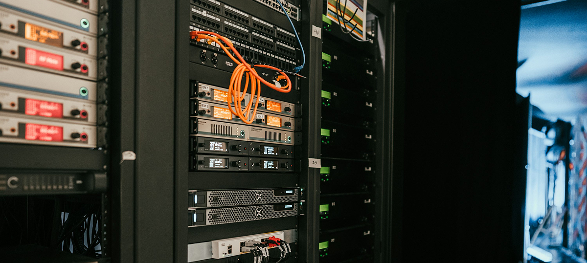 Как выбрать сервер для видеонаблюдения: Архитектура и расчет (Сайзинг) в 2026 году