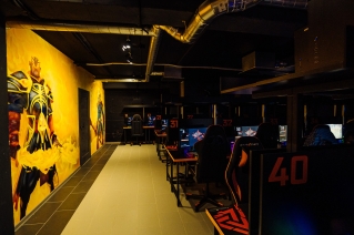 cyber-arena-computers-club-03