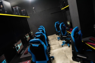 gaming-club-cyberstreet-live-photo-01