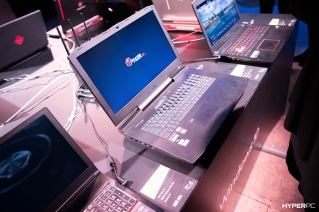 hyperpc notebook on 10x10 photo 14