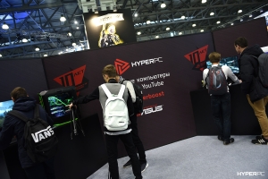 hyperpc on igromir 2016 photo 010