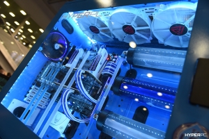 hyperpc on igromir 2016 photo 066