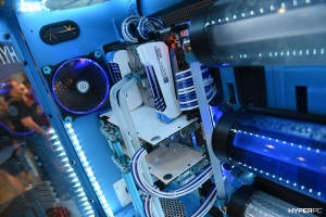 hyperpc on igromir 2016 photo 069