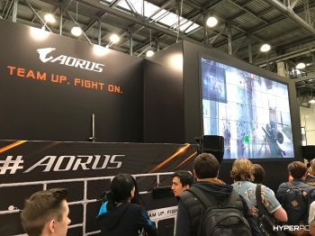 hyperpc on igromir 2017 aorus photo 02