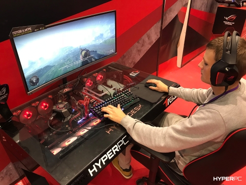 hyperpc on igromir 2017 asus photo 01