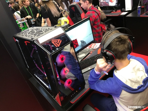 hyperpc on igromir 2017 asus photo 05