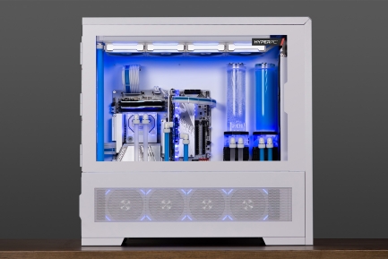 lian-li-v3000-plus-exileshow-live-photo-03