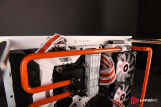 thermaltake core p5 4