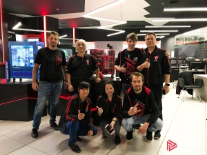 visit henry lu v hyperpc photo 01