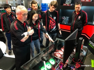 visit henry lu v hyperpc photo 03